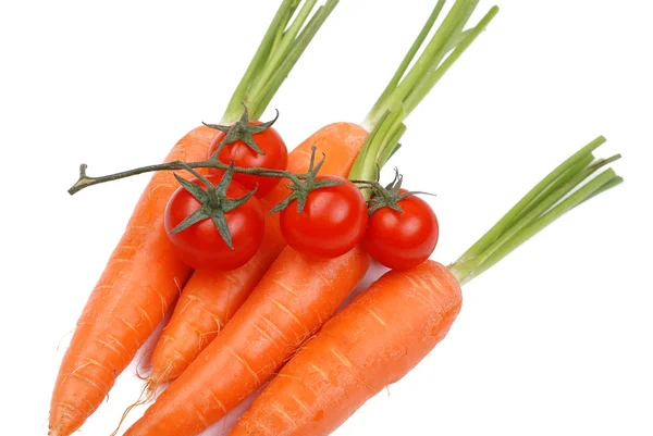 Havuç ve domates beyaz — Stok fotoğraf