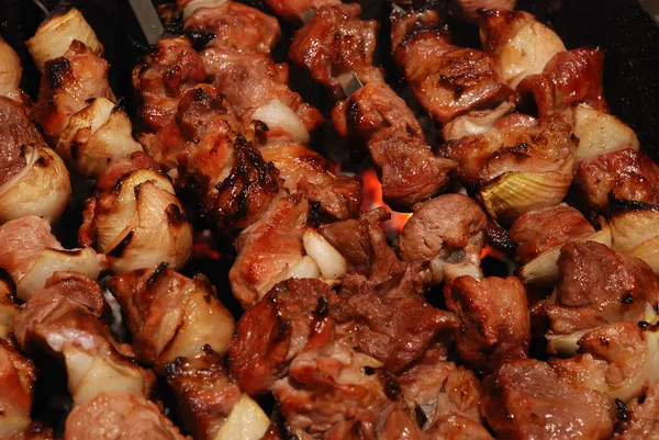 Meat slices prepare on fire — Stock Photo, Image