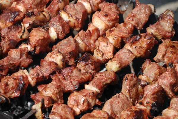 Preparation of meat on fire — Stock Photo, Image