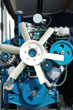 bir vitrin yeni motor