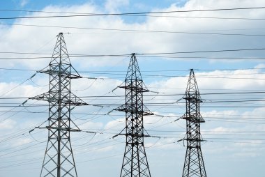 Yüksek voltajlı elektrik hattı