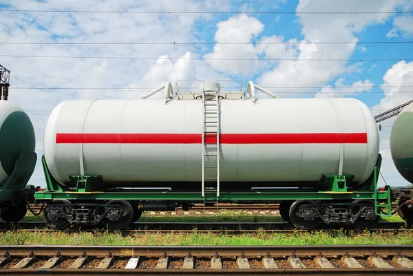 Tanque de ferrocarril con aceite — Foto de Stock