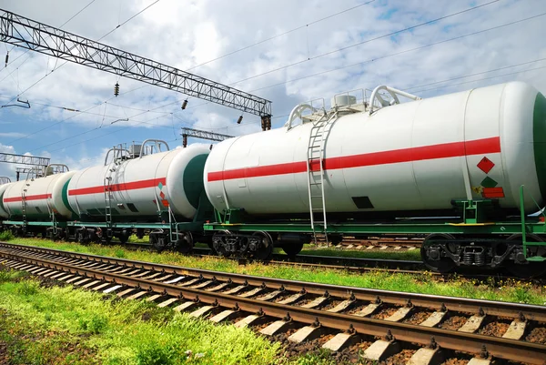 Tank cars with oil — Stock Photo, Image