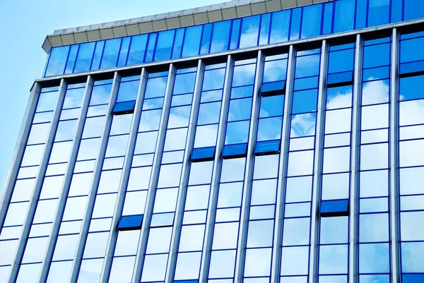 The facade of a modern building — Stock Photo, Image