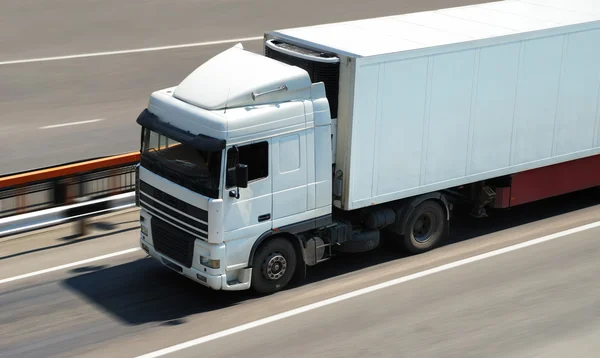 Transport de cargaisons par camion — Photo