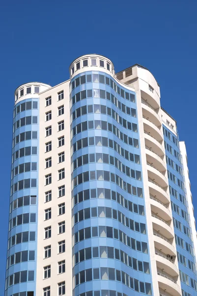 The facade of a modern building — Stock Photo, Image