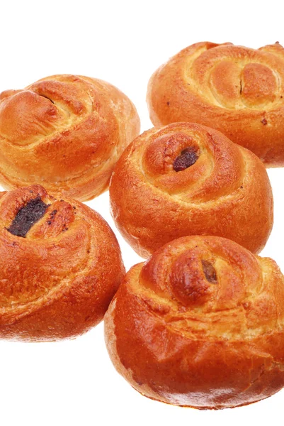 Die frischen Brötchen auf weiß — Stockfoto