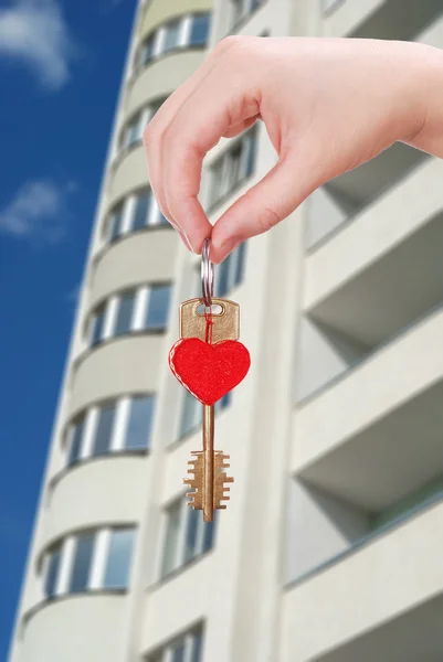 Die Fassade eines modernen Gebäudes — Stockfoto