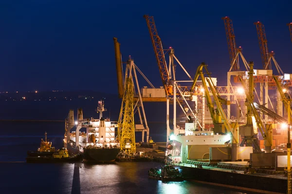 Natt industrihamnen — Stockfoto