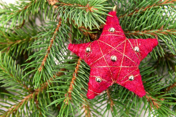 Vánoční strom dekorace červená hvězda — Stock fotografie