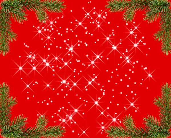 Красная рождественская рама с блестками от еловых ветвей — стоковое фото
