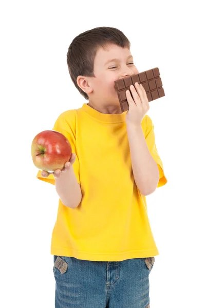 Elma ve çikolata çocuk — Stok fotoğraf