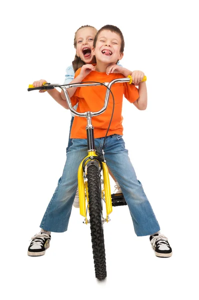 Niño en bicicleta —  Fotos de Stock