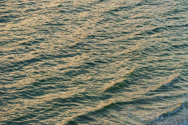 Arka Plan Olarak Mavi Dalgalar Deniz Manzarası Güzel Deniz Manzarası — Stok fotoğraf