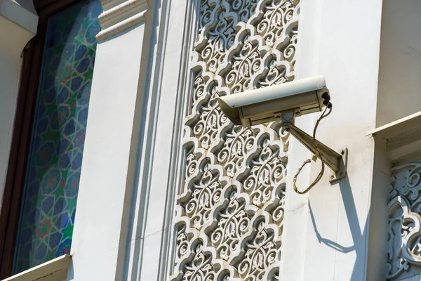 Caméra Sécurité Sur Façade Mosquée — Photo