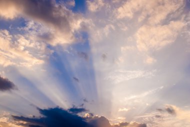 Güzel gün batımı gökyüzü