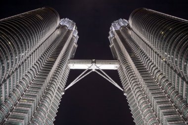Petronas Kuleleri detay