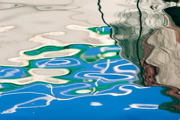 Blur water reflections — Stock Photo, Image