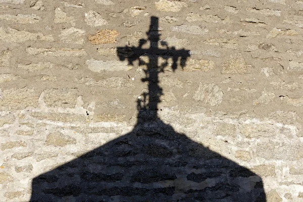 Ombra della croce religiosa — Foto Stock