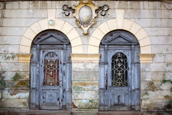 Két régi ajtók — Stock Fotó