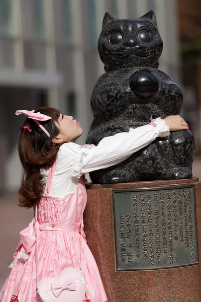 Estátua de lolita e gato — Fotografia de Stock