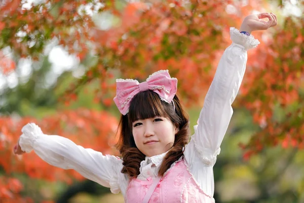 Tokyo autumn and lolita — Stock Photo, Image