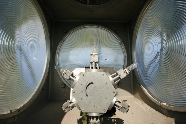 Lighthouse bulb and lens — Stock Photo, Image