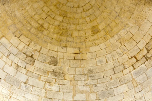 Eski yuvarlak taş duvar — Stok fotoğraf