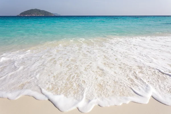 Pure tropical beach — Stock Photo, Image