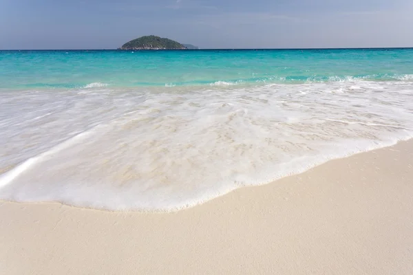 Pure tropical beach — Stock Photo, Image