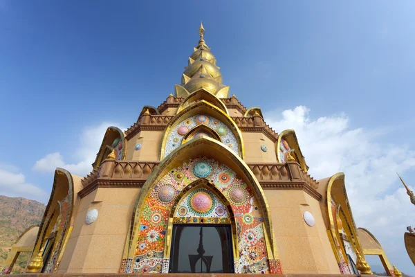 Aziatische boeddhistische tempel — Stockfoto