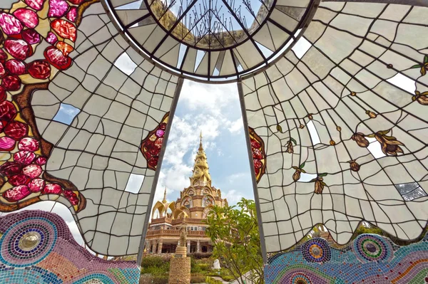 Colorful buddhist temple — Stock Photo, Image