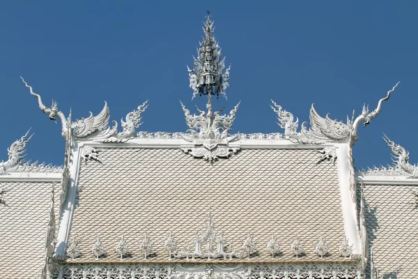 Witte tempel dak — Stockfoto