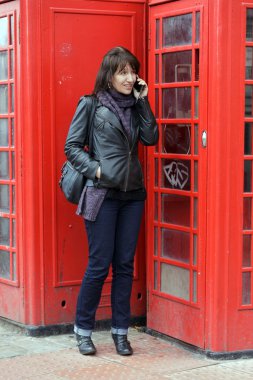 eski ve yeni telefon teknolojisi