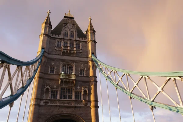 London tower bridge zbliżenie — Zdjęcie stockowe