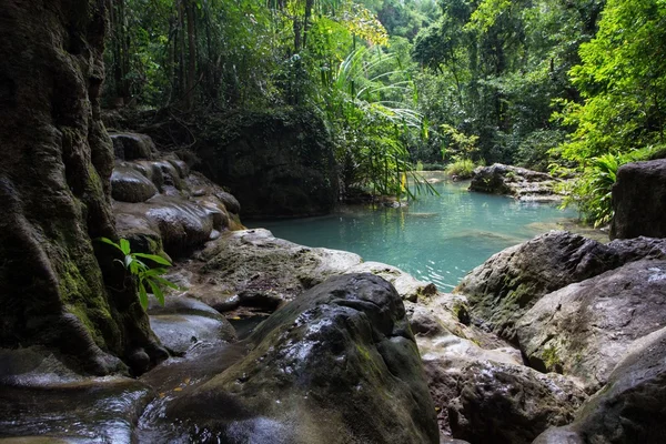 Erawan estanque cascada — Foto de Stock