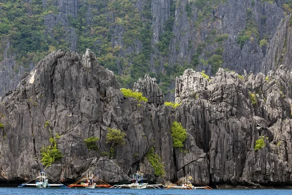 Limestone cliff in Palawan — Stock Photo, Image