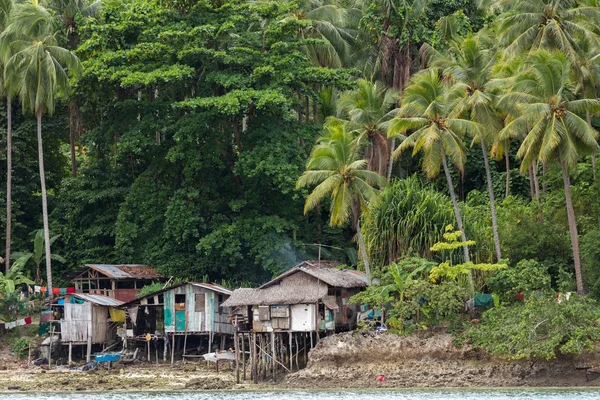 フィリピンでの貧民の家 — ストック写真