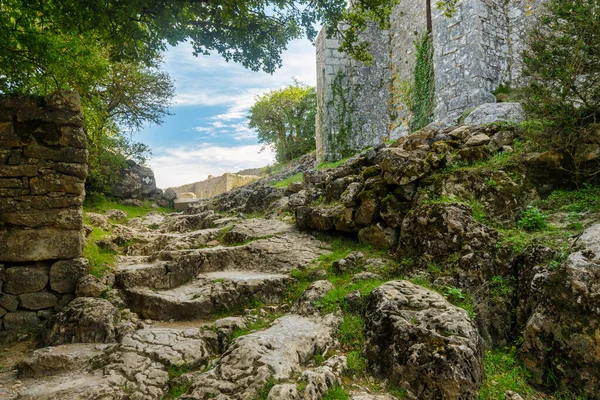 Paisagem Rochosa Torno Castelo Medieval Francês Peyrepertuse Montanha Dos Pirenéus — Fotografia de Stock