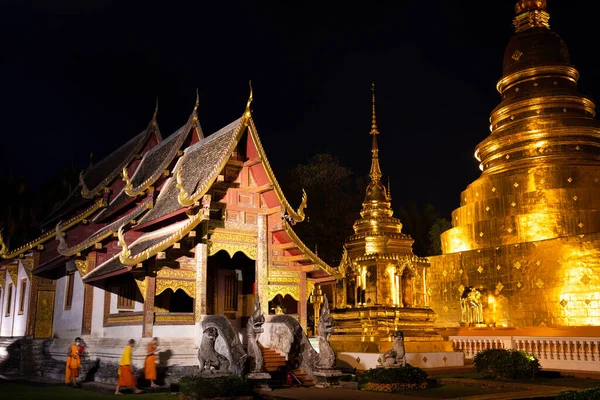 Vista Nocturna Del Templo Budista Wat Phra Singh Ciudad Chian — Foto de Stock