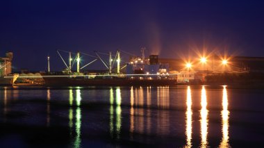 sis ve duman dışarı fabrika Pompalar