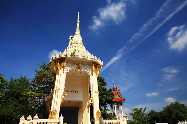 Crématoire ou bûcher thaïlandais traditionnel — Photo