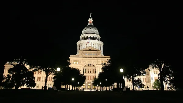 Texas state capitol w austin w nocy — Zdjęcie stockowe