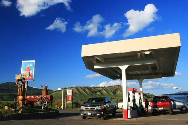 加油站与自我服务在美国的泵 — 图库照片