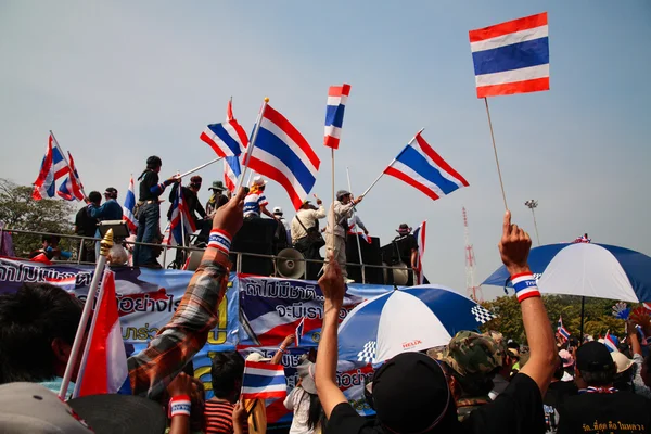 タイのデモ隊政府の家への 3 月します。 — ストック写真