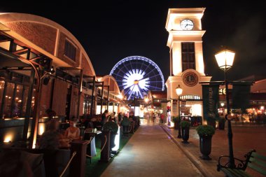 Asiatique The Riverfront at night clipart