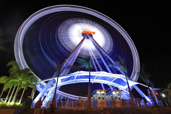 Big Ferris Wheel rodopiando na Asiática The Riverfront — Fotografia de Stock