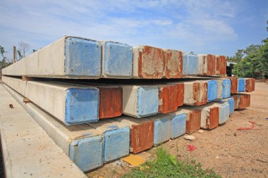 büyük beton kazık yapımı için hazırlanıyor 