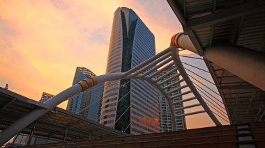 Bangkok Geçitin alacakaranlık gökyüzü ile