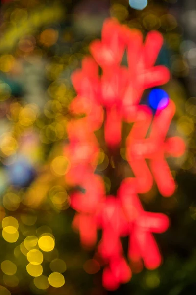 Imagen Vertical Desenfoque Copo Nieve Colores Bokeh Luz Noche Navidad —  Fotos de Stock